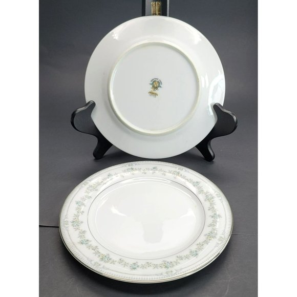Noritake Norwood Salad Lunch Plates Set of 2 Pretty Floral 8.25" CR161 - Picture 4 of 6